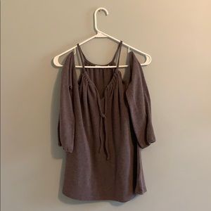 Purple shoulder less top